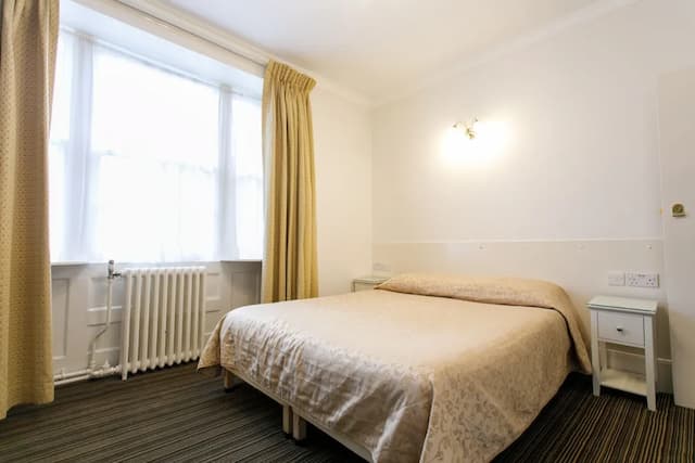 Jesmond Hotel-Double or Twin Room, Ensuite-8