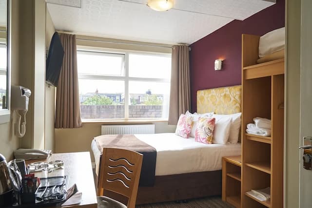 アントワネット ホテル ウィンブルドン-スタンダード ルーム ダブルベッド 1 台-3