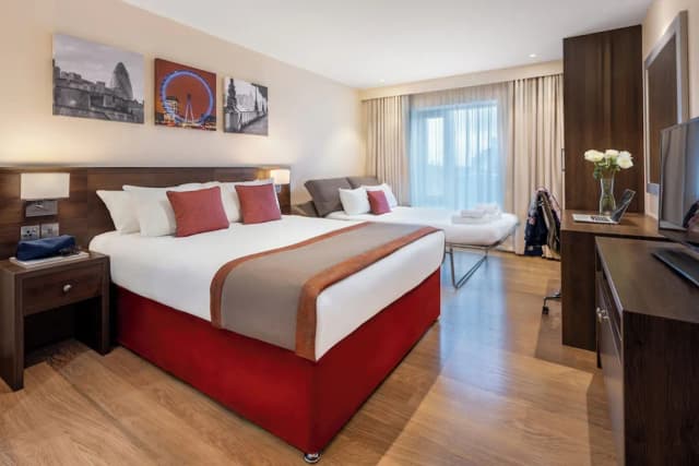 滑鐵盧馬林飯店-豪華開放式客房, 1 張加大雙人床和 1 張沙發床-3