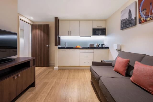 滑鐵盧馬林飯店-豪華套房, 1 張加大雙人床和 1 張沙發床-1