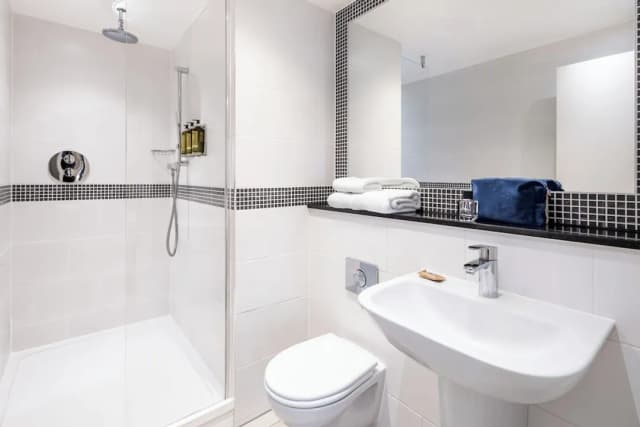 滑鐵盧馬林飯店-Premium Room, 1 King Bed, City View-7