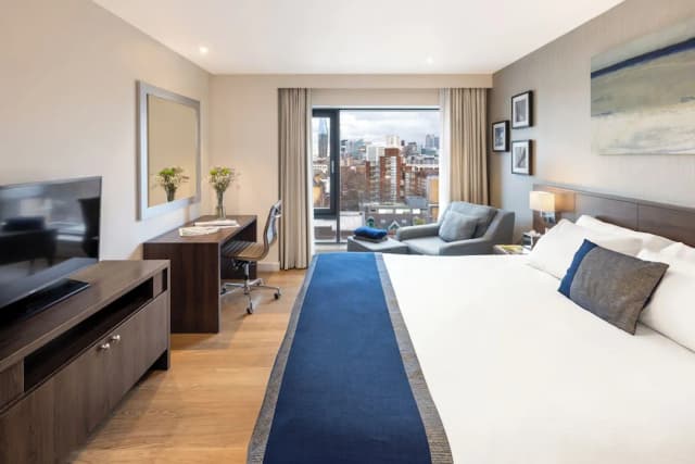 滑鐵盧馬林飯店-Premium Room, 1 King Bed, City View-6