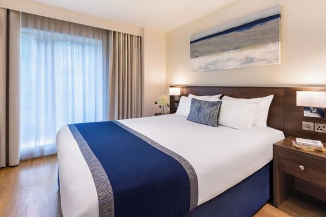 滑鐵盧馬林飯店-豪華套房, 1 張加大雙人床-3