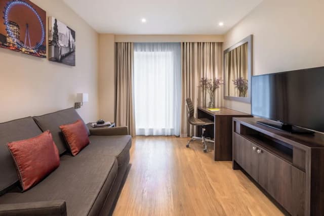 滑鐵盧馬林飯店-豪華套房, 1 張加大雙人床-4