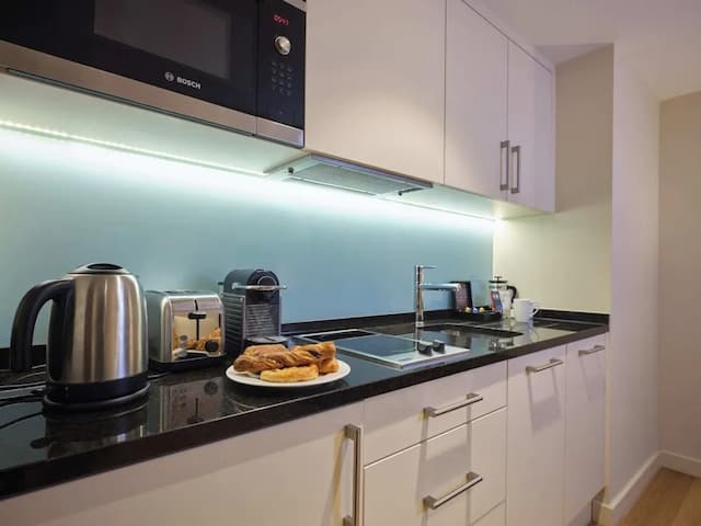 滑鐵盧馬林飯店-豪華套房, 1 張加大雙人床-8