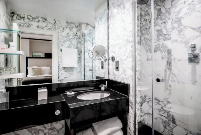 켄싱턴 호텔-클래식 트윈룸, 싱글침대 2개-8