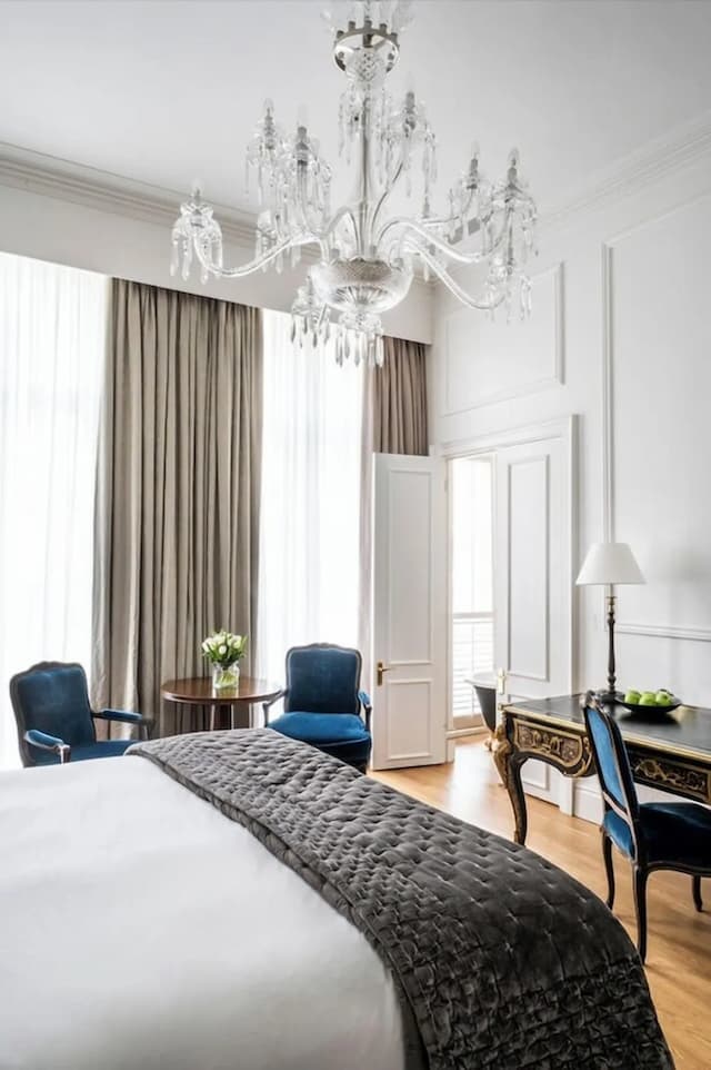 肯辛頓酒店-奢華開放式套房 (1 Four Poster Bed)-1