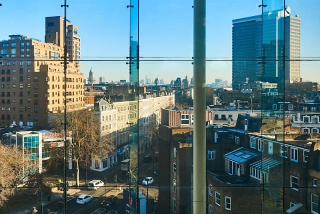 London Marriott Hotel Kensington-Executive Room, 1 King Bed-10