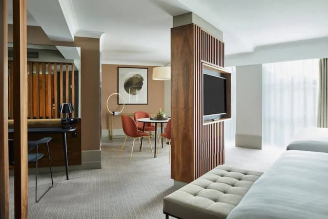 London Marriott Hotel Kensington-Executive Suite, Multiple Beds-1