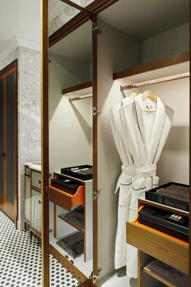 ロンドン･マリオット･ホテル･カウンティー･ホール-ルーム キングベッド 1 台 (View)-5