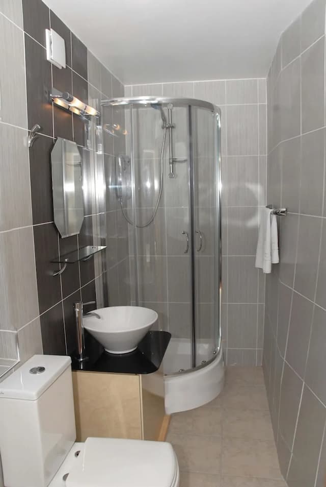 ベストウェスタン ロンドン イルフォード ホテル-スタンダード ルーム ダブルベッド 1 台 禁煙-11