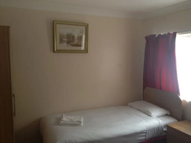 Park Hotel-Single Room-1
