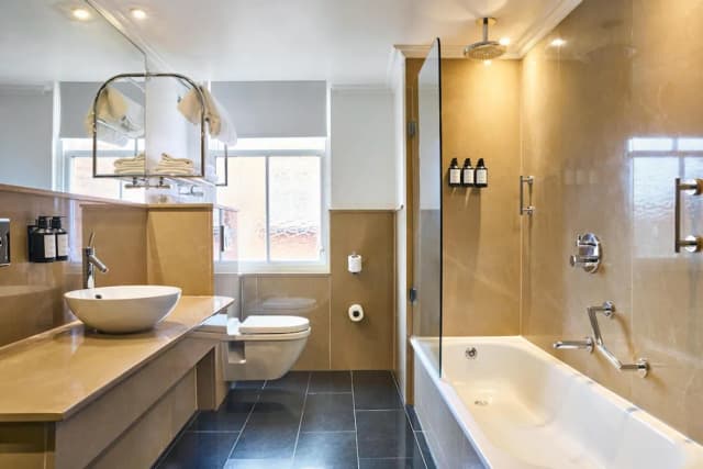 倫敦布魯姆茲伯里麗笙藍標飯店-開放式套房 (Newly refurbished)-10