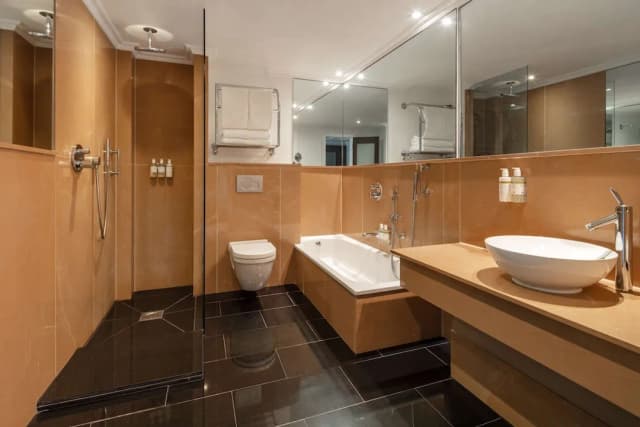 倫敦布魯姆茲伯里麗笙藍標飯店-開放式套房 (Newly refurbished)-5