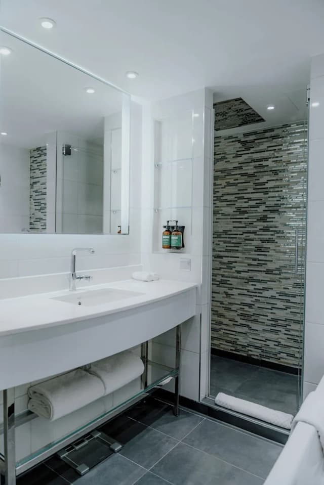 倫敦亞伯特堤岸凱悅飯店-豪華客房, 1 張特大雙人床, 陽台, 河景 (High Floor)-3