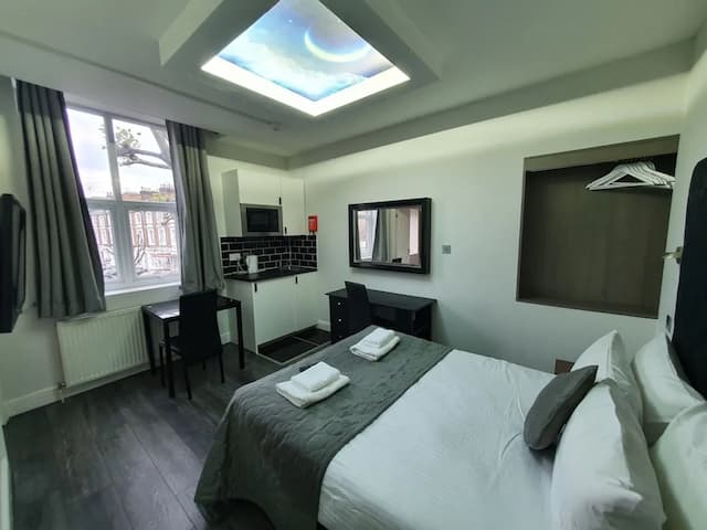 W6 Hotel Hammersmith-Standard Studio-11
