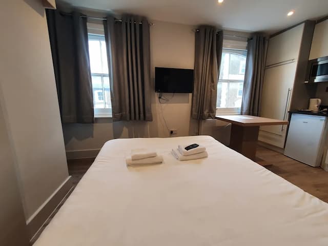 W6 Hotel Hammersmith-Standard Studio-17