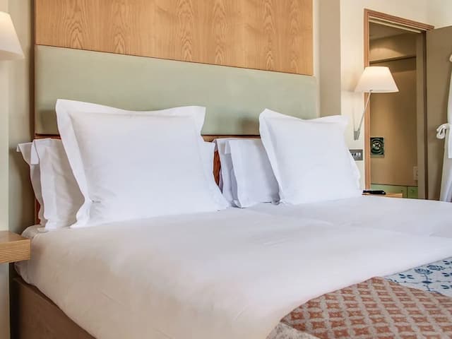 시드니 하우스 첼시-프리미어 트윈룸 (Zip and link bed)-3