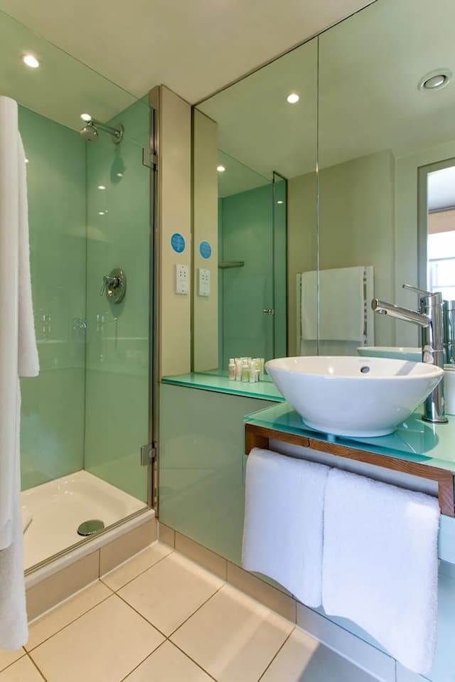 시드니 하우스 첼시-프리미어 트윈룸 (Zip and link bed)-6