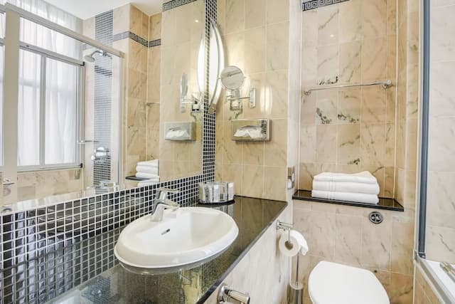 ジェム ランガム コート ホテル-スーペリア ダブルルーム-5