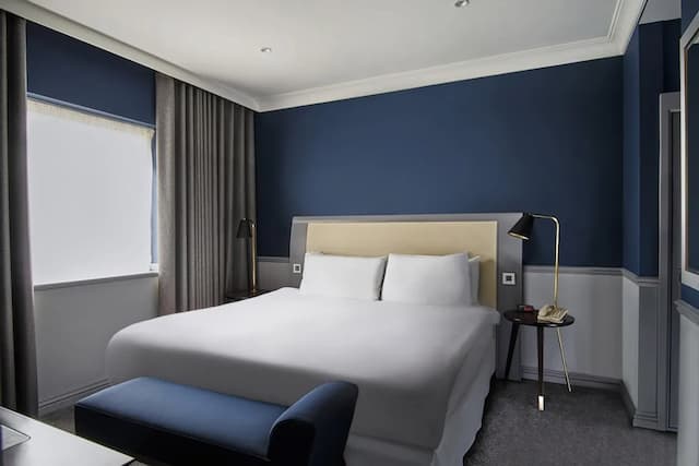 希斯羅喜來登飯店-普通套房, 1 張加大雙人床-3