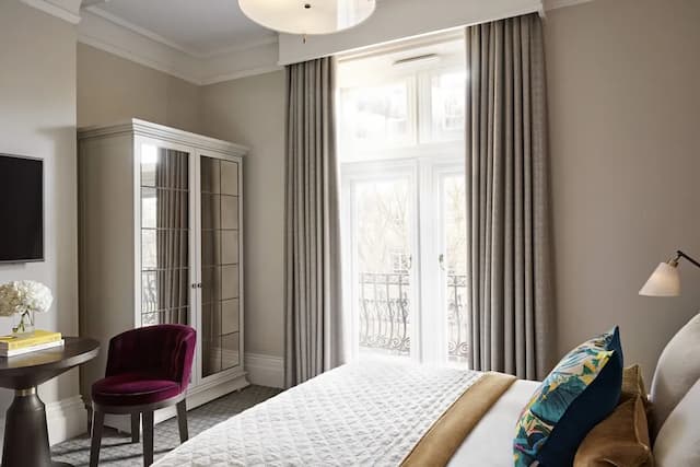 Kimpton Fitzroy London by IHG-1 Queen Room-2