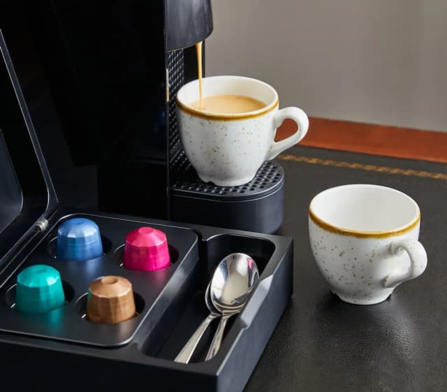 迪利飯店-高級雙人房-3