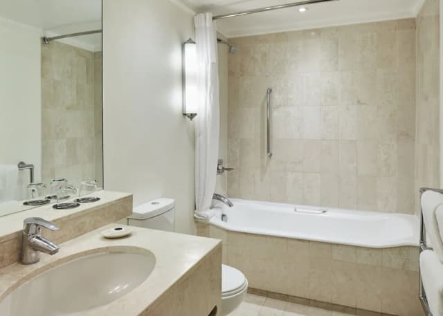 迪利飯店-高級雙人房-4