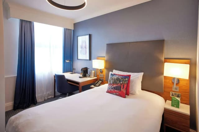 더 컴버랜드, 런던-Classic Single Room-1