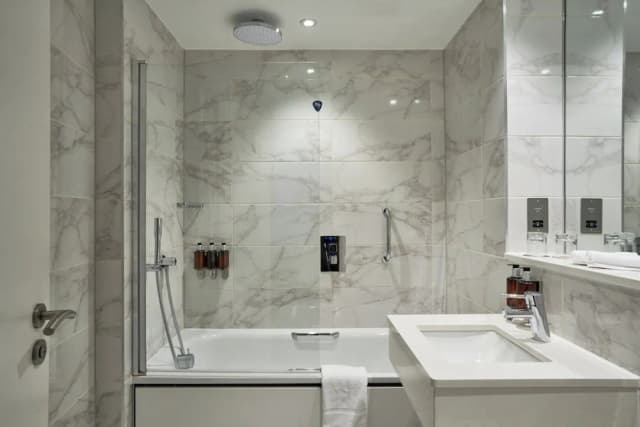 더 컴버랜드, 런던-Executive King Room (With Executive Club Lounge Access)-6