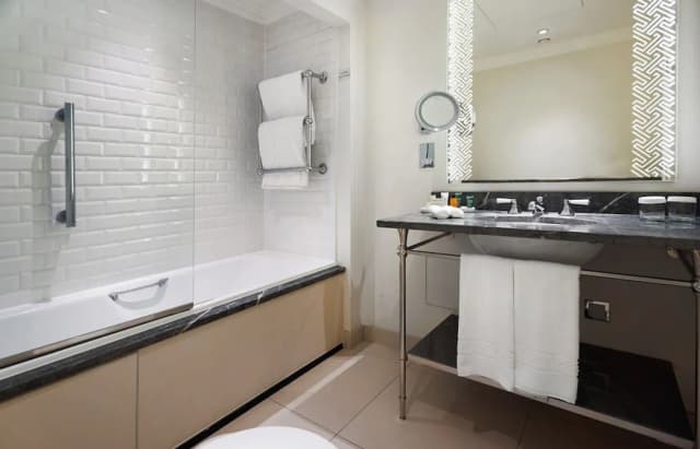 倫敦華爾道夫希爾頓飯店-豪華客房, 1 張加大雙人床-5