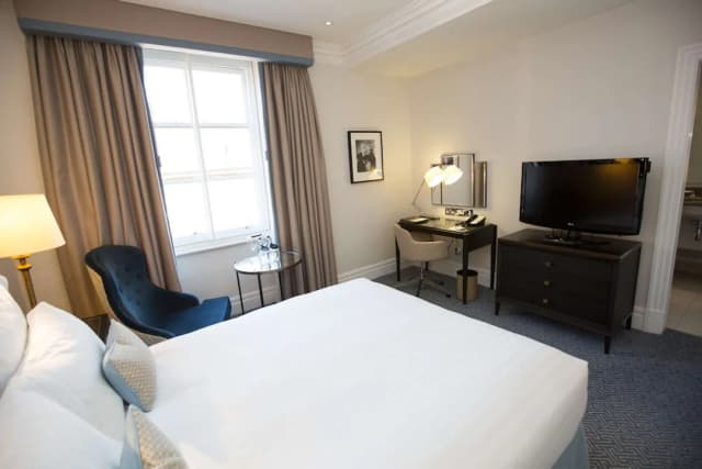 倫敦華爾道夫希爾頓飯店-豪華客房, 1 張加大雙人床-1