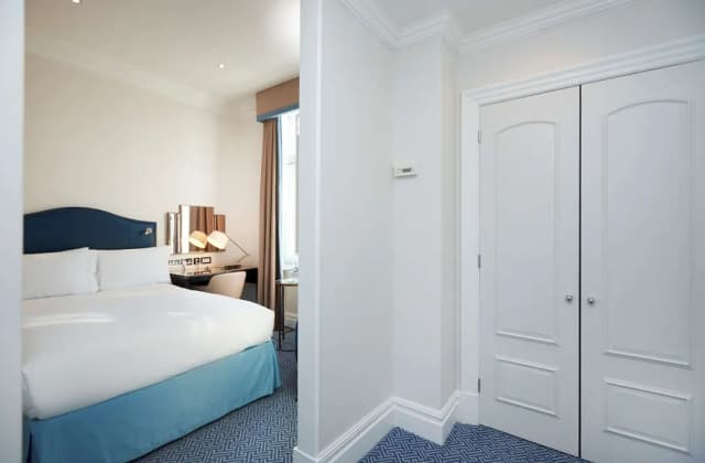 倫敦華爾道夫希爾頓飯店-客房, 1 張加大雙人床-2