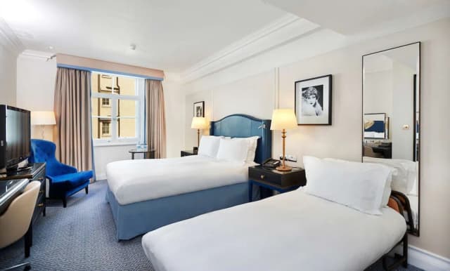 倫敦華爾道夫希爾頓飯店-家庭客房 (For 2 Adults and 1 Child)-1