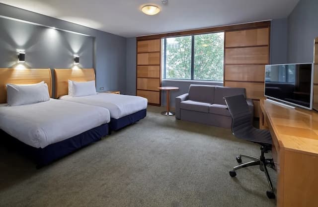 倫敦 - 布盧姆斯伯里假日飯店 - IHG 旗下飯店-尊榮客房, 多張床-1