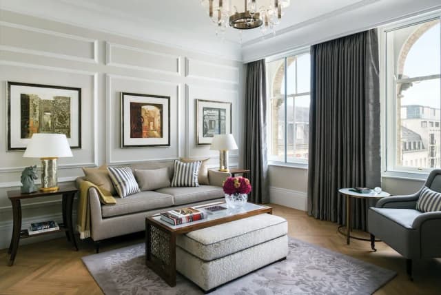 The Langham, London-Club One-Bedroom Suite-1
