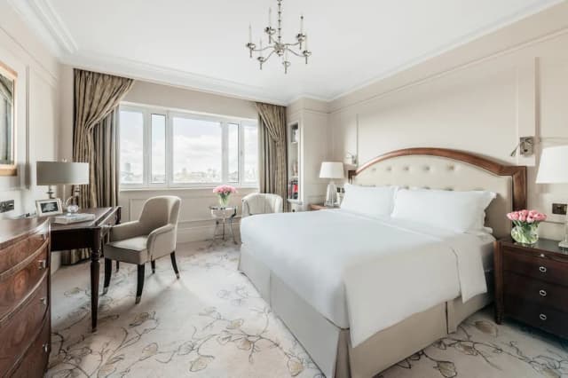 The Langham, London-Deluxe King-1