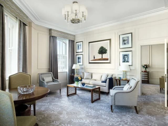 The Langham, London-Club Residence Suite-9