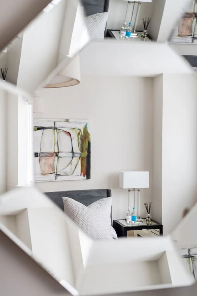 Buckingham & Lloyds-The Kensington Gardens-9