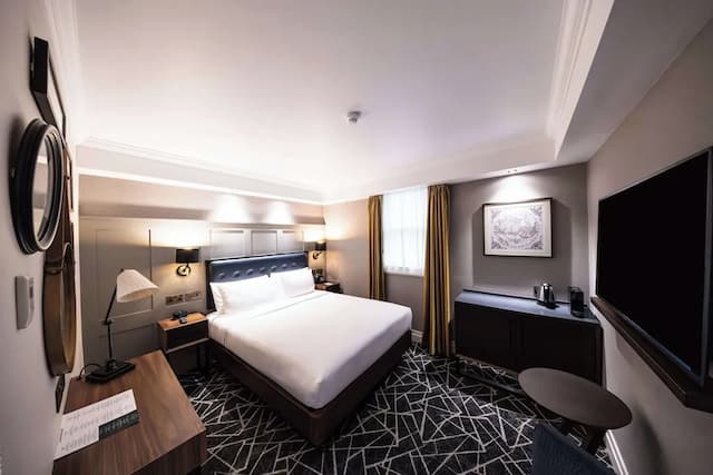 倫敦皇后門 100 號酒店 - 希爾頓 Curio 精選系列酒店-Cosy Atrium-2