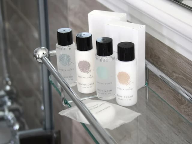 The Grafton Arms Pub & Rooms-Standard Double Room, 1 Queen Bed-10