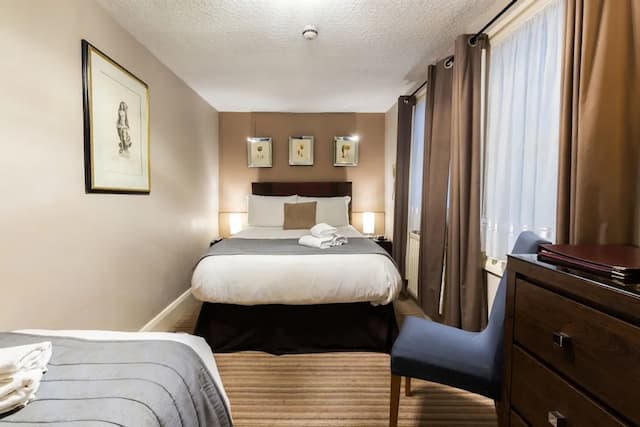 Arosfa Hotel London by Compass Hospitality-Basic Double Room-14