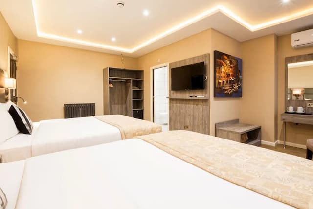 Arosfa Hotel London by Compass Hospitality-Family Room-5