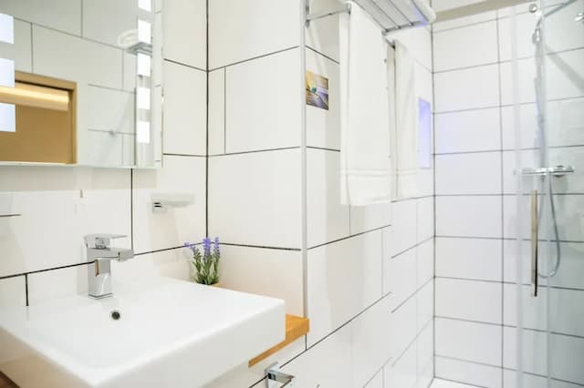 Arosfa Hotel London by Compass Hospitality-Family Room-25