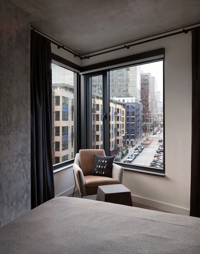 西雅圖市中心 MOXY 酒店-客房, 1 張特大雙人床 (Hearing Accessible)-20