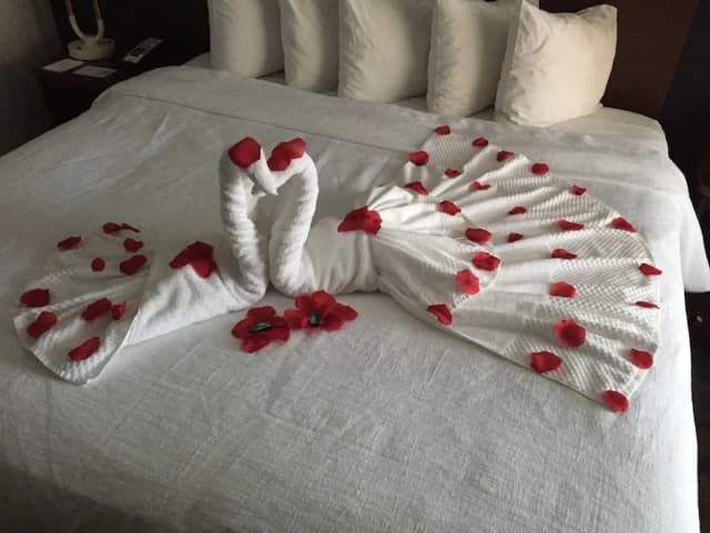 Embassy Suites by Hilton Anchorage-Suite, 1 King Bed, Accessible (Hearing)-2