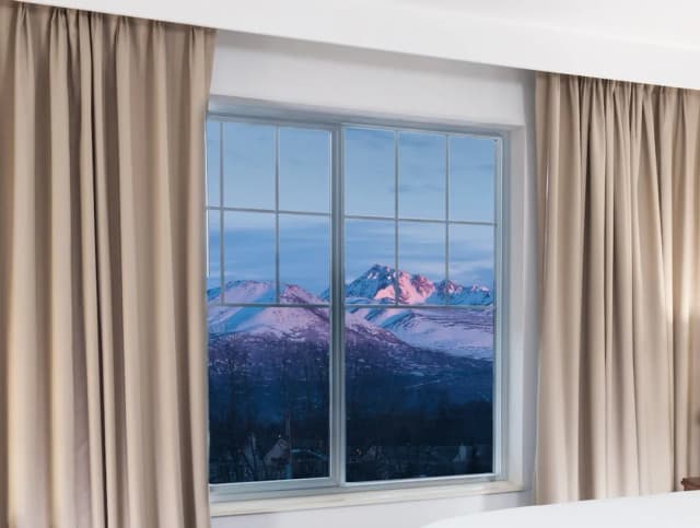 Embassy Suites by Hilton Anchorage-Suite, 2 Queen Beds, Mountain View-7