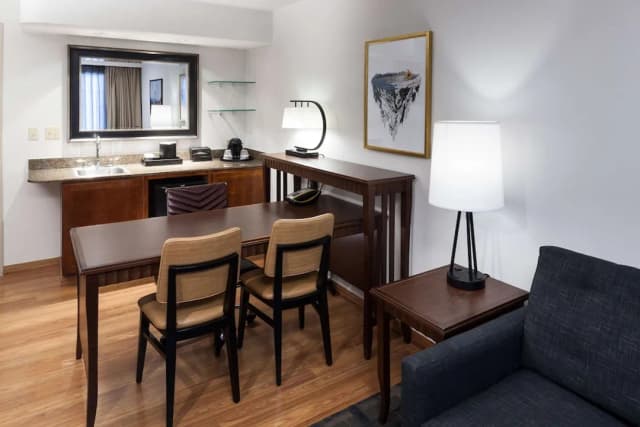 Embassy Suites by Hilton Anchorage-Room, 2 Queen Beds, Non Smoking-2