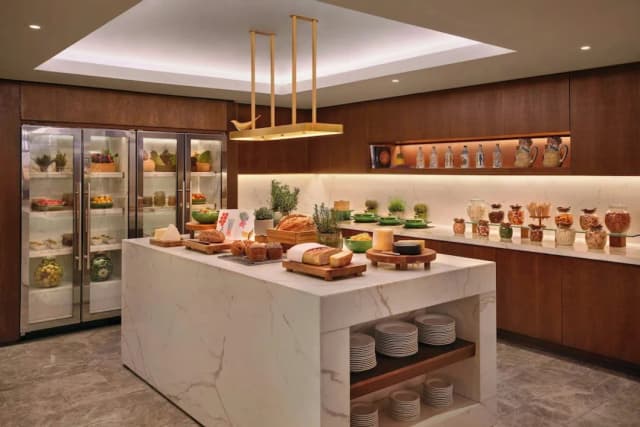 JW Marriott Grosvenor House London-Executive Room, 1 King Bed-5