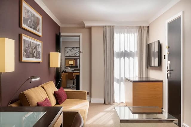 Hilton London Kensington-小型套房, 1 张大床-4